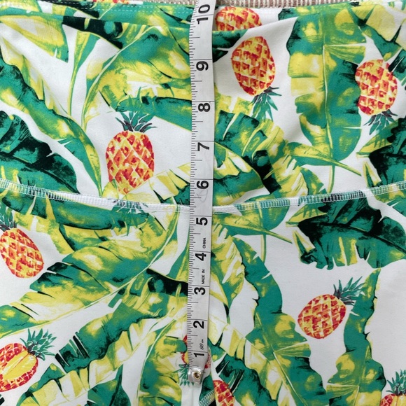 | WildFox | pineapple leggings. Size M. - Picture 9 of 9